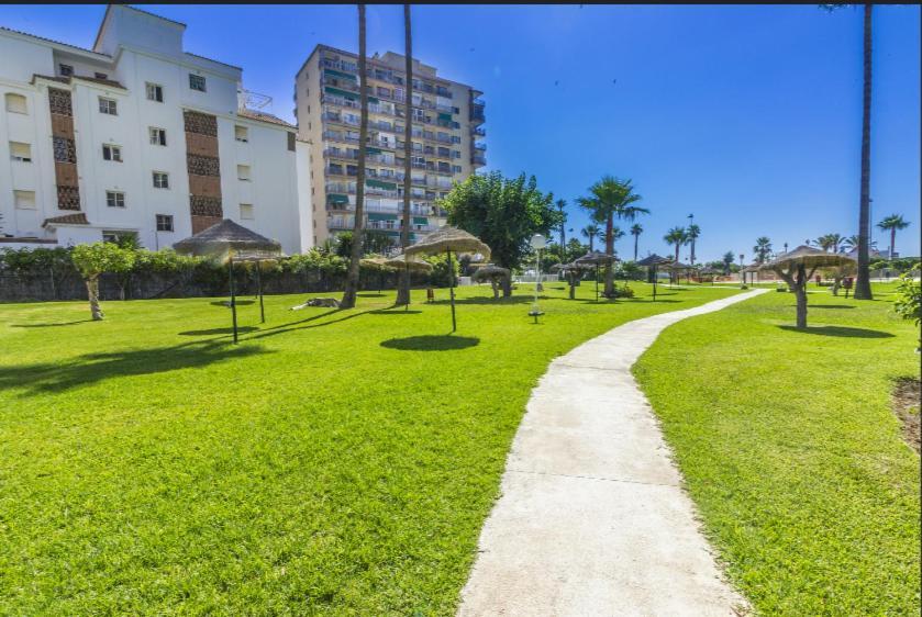 Apartamento En Benalmadena, Primera Linea De Playa 외부 사진